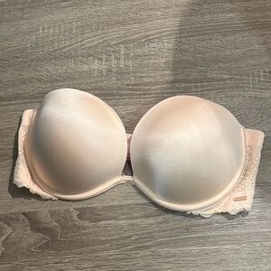 Victoria’s Secret PINK Elegant Cream Strapless Bra